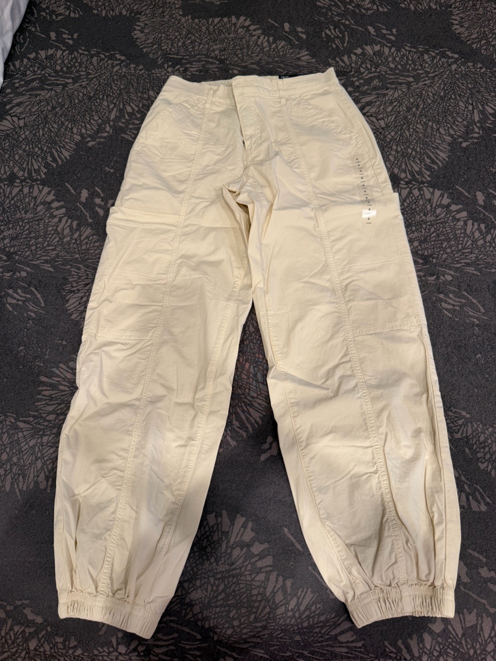 American Eagle Outfitters Off-White Cargo Joggers
